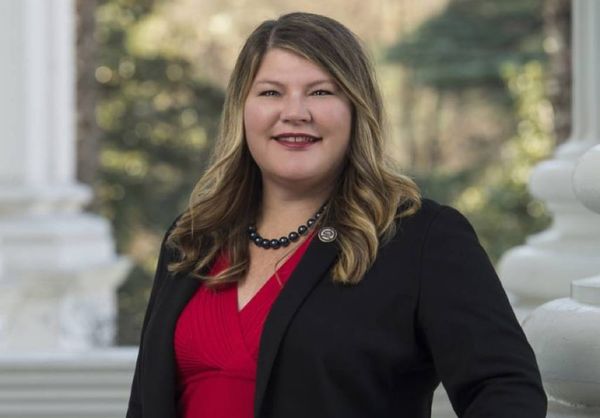 California Democrat Releases $15 Internet Affordability Bill