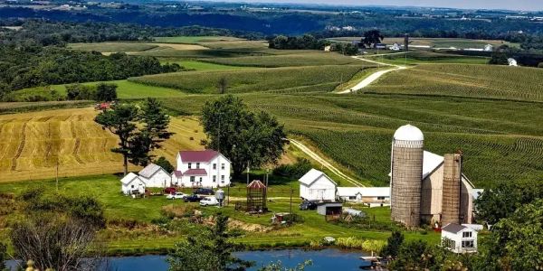 Iowa Urged to Prioritize Fiber Ahead of Arrival of $415 Million in BEAD Money