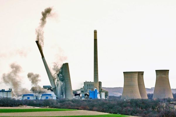 Big Tech's Energy Demands Making Coal Power Plants Attractive