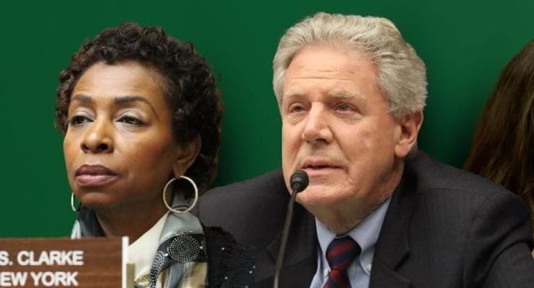 House and Senate Democrats Demand Answers from Carr Over Media Investigations