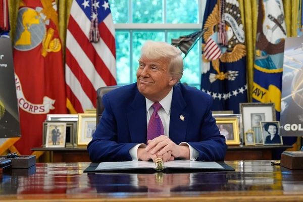 Trump Backs $88 Billion House Spectrum Plan