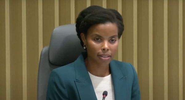 FCC Replaces Professional Engineer Regulation with Qualified Engineer Standard