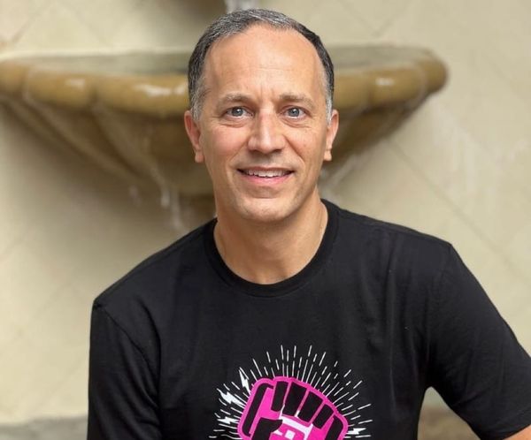 T-Mobile Ending More Diversity Initiatives as Deals Await Approval