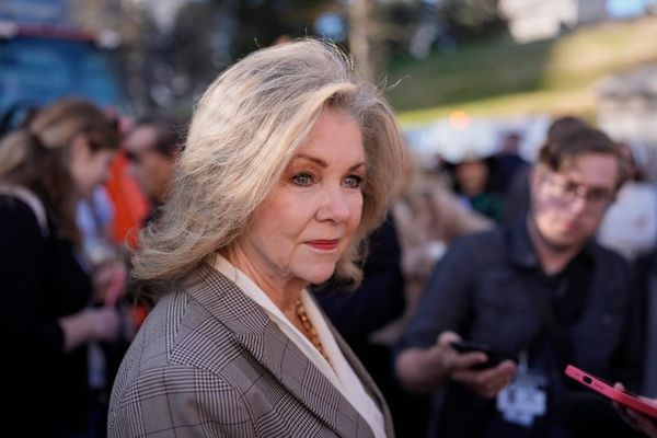 Senate Scraps AI Moratorium