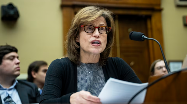 FCC Approves Skydance–Paramount Merger Amid ‘Back-Door’ Deal Allegations