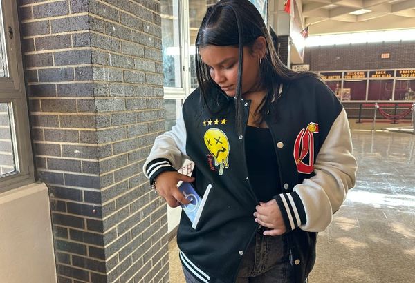 Students Face New Cellphone Restrictions in 17 States as School Year Begins