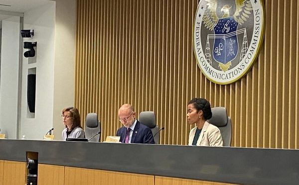 FCC Unanimously Approves Buildout of Secure Submarine Cables