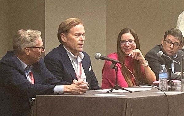 Tariffs Will Fall More on Fixed Wireless Than on Fiber: Industry Experts