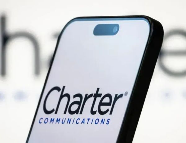 Top Charter Executives Sued Over ACP Shutdown Financial Guidance