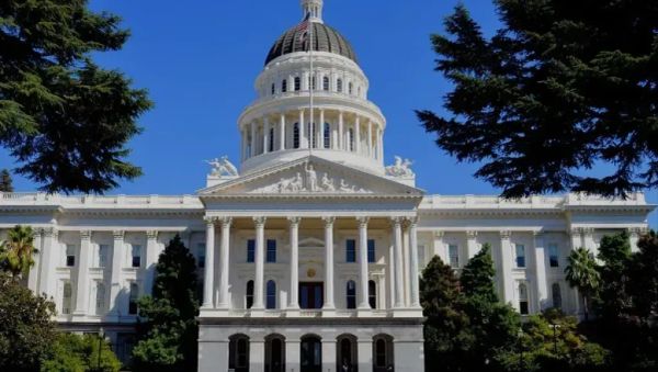 Newsom Sent Bill Allowing California Renters to Opt Out of Bulk Billing Internet Plans