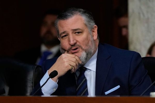 Senate Passes Defense Bill Without Changes to Spectrum Language