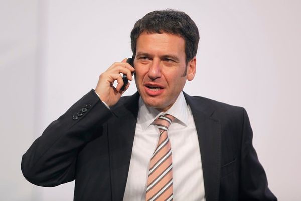 EchoStar Selling More Spectrum to SpaceX