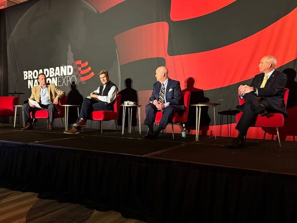 Railroad Crossing Killing Rural Broadband Deployment, Says Virginia Telecom Official