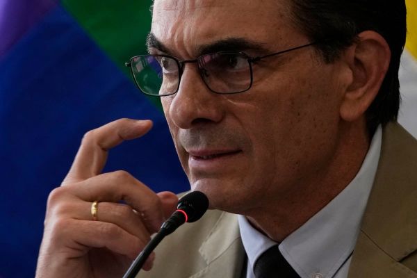 Bolivia Lifts Restrictions on Satellite Companies Like Starlink to Upgrade Internet