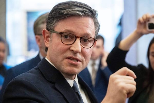 Lawmakers Unveil Defense Bill Without Spectrum Veto Language, AI Moratorium