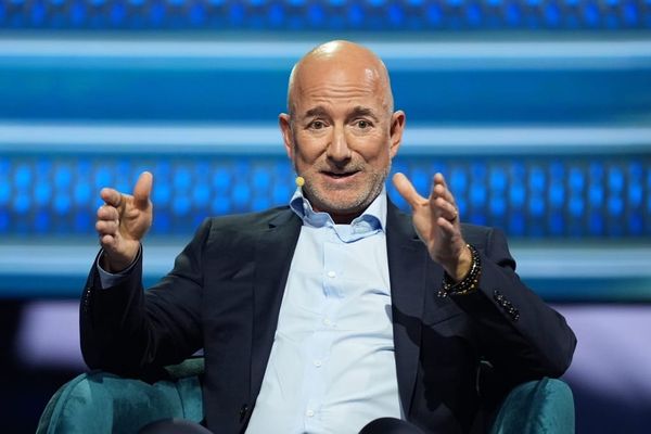 Bezos’s Blue Origin Planning Satellite Broadband Service for Enterprise Customers