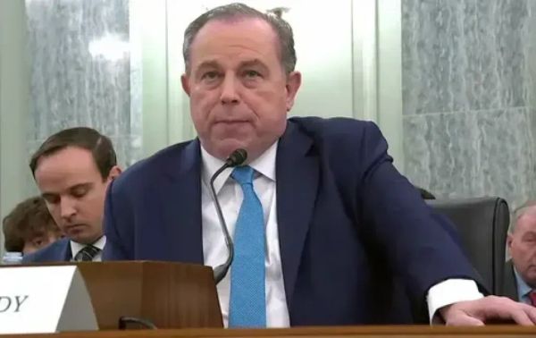 Easy, Policyband — Trump and Newsmax Remain on Good Terms, Ruddy Says