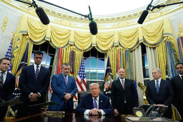 Louisiana AI Bills Halted After Trump White House Threatens BEAD Funding