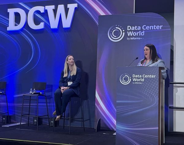 Experts Argue Patchwork Laws Complicate Data Center Boom