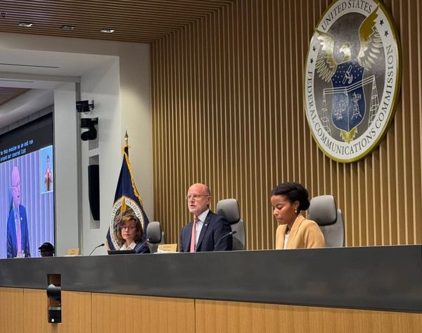 FCC Splits On E-Rate Bidding Portal