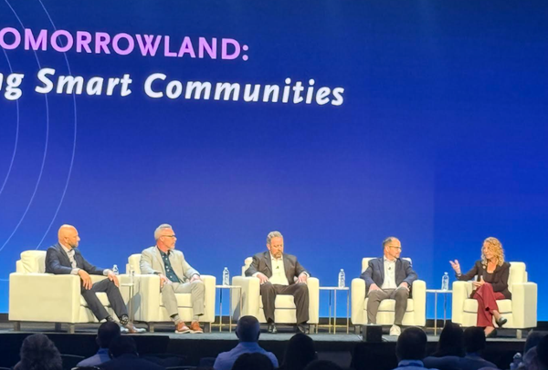 Operators: Smart Communities Need More than Fiber, They Need Government Engagement