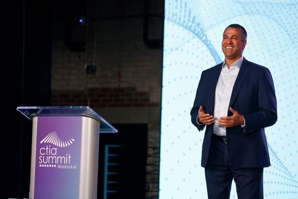 Wireless, Cable Industries at Odds over Spectrum Needs for AI