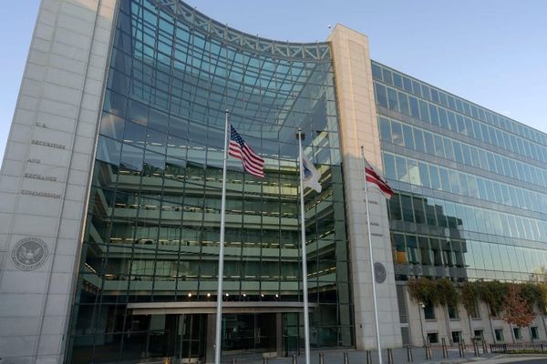 EchoStar Holding off on $138 Million Interest Payment, Waiting on AT&T Spectrum Proceeds