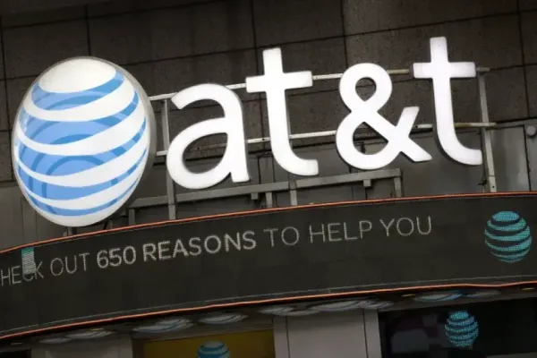 AT&T Urges FCC to Allow the Company to Get Rid of Copper Services