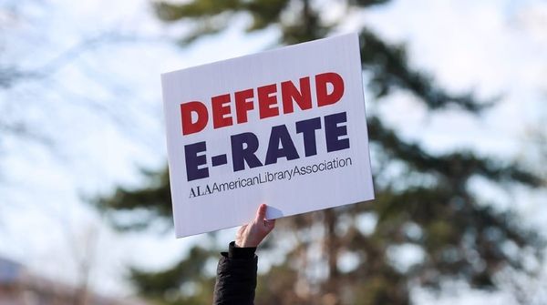 Education Groups Urge FCC to Drop Questions About Ending E-Rate