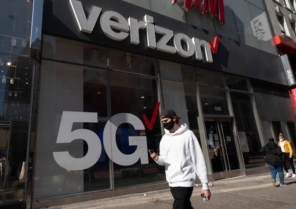 Verizon to Cut 500 Jobs, Sell 274 Stores