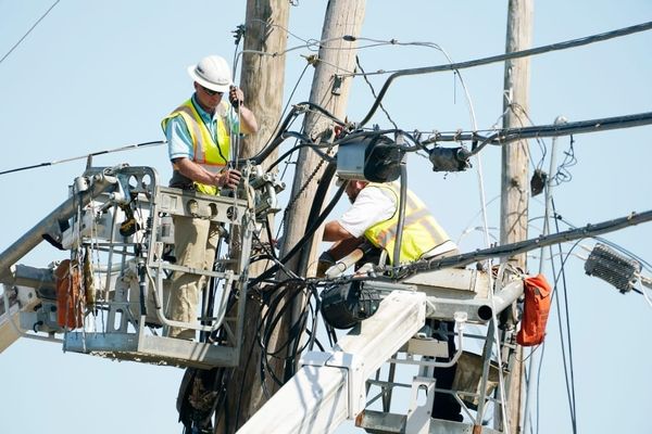 AT&T Gets FCC Approval for Calif. Copper Retirement
