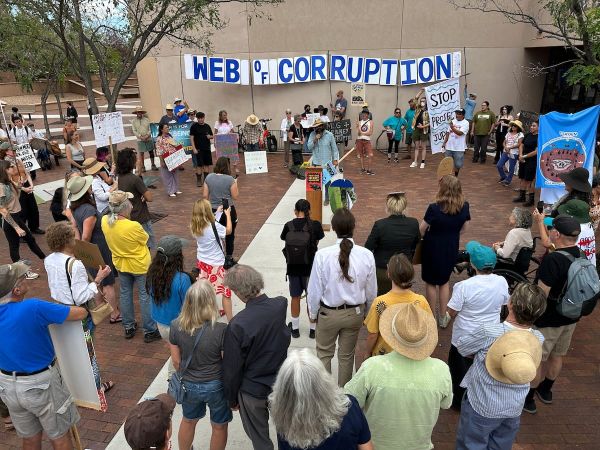 In a Divided America, Left and Right Unite to Oppose Data Centers