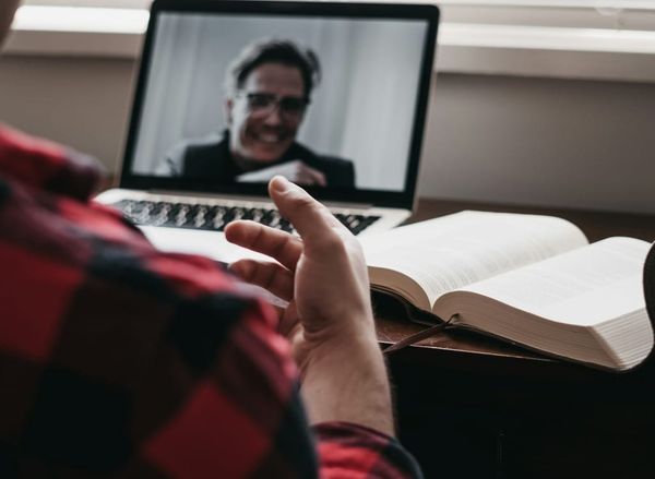 Distance Learning Leaders Say Broadband Is No Longer the Hard Part