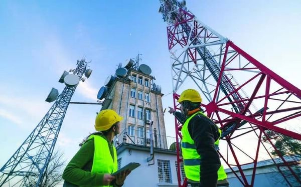 FCC Agenda Targets November to Finalize Wireless Siting Rules