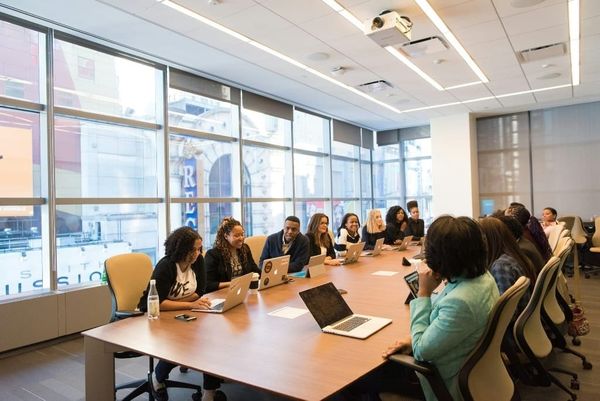 FCC Relaunches Tech Advisory Council to Guide Spectrum, AI and 6G Policy