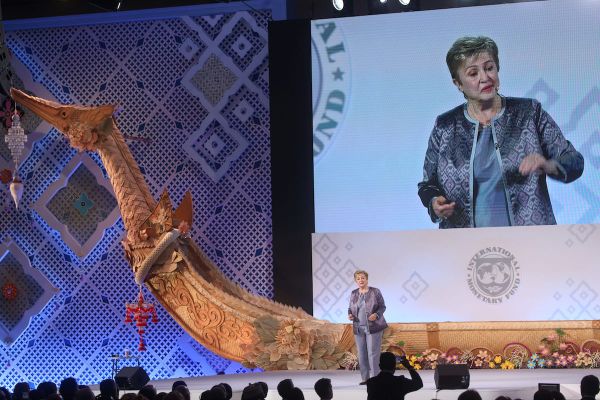 IMF-World Bank Meetings Focus on Global Risks and Potential Benefits of AI