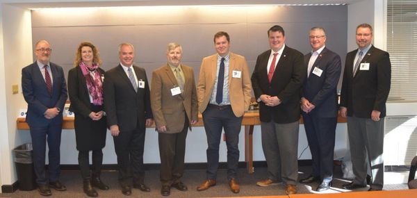 Applications for Municipalities and States to Join Key FCC Intergovernmental Advisory Committee Due Monday