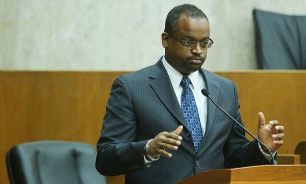 D.C. Circuit Court Questioning Suggests an Uphill Battle for the Justice Department to Defeat AT&T Acquisition