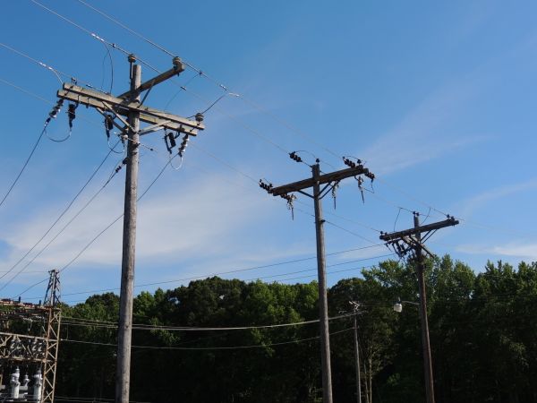 USF Cap, New Pew Map, State Support for Electric Co-Ops, IP3 Awards