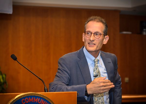 Lack of Symmetrical Networks May be Choking Internet Performance, Say Fiber Advocates on Webinar