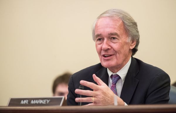 Sen. Ed Markey Celebrates Telecom Act as Telecom Lawyers Tell Congress to Be Specific