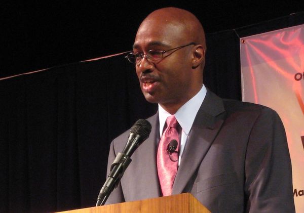 25 Years After Passage, Architects of the Telecom Act Say Congress Should Revisit the Law