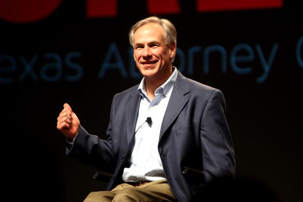 Universal Service Fund Contribution Dip, Letter to Appoint Fifth FCC Commish, Texas Broadband Bill