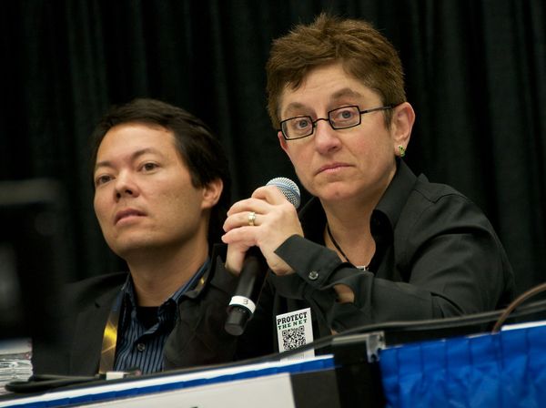 Sohn Broadcast Ties Questioned, Broadband in Baltimore, Facebook Asked to Sell Giphy in U.K.