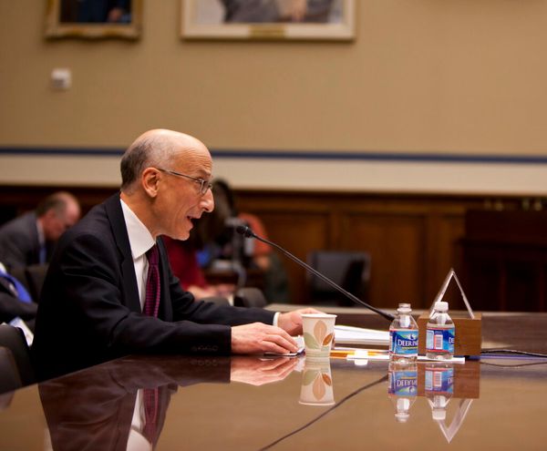 Academics Note Financial Inclusion Possibilities of Stablecoins, But Also Warn of Risks