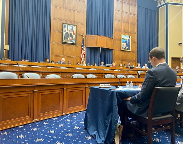 Expand Online Protections for 17-Year-Olds in Draft Federal Privacy Law, Committee Urged