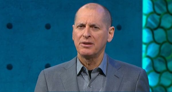 Carr Speaks Out on Starlink, ECF Awards $42 Million, FTC Drops Zuckerberg as Defendant