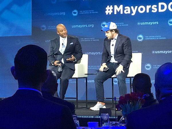 Mayors Urged to Get Moving on State Conversations for Federal Broadband Funding