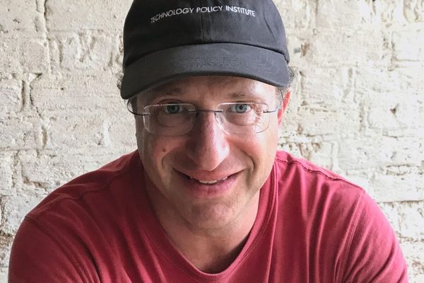 Scott Wallsten: A $10 Billion Broadband Black Hole?