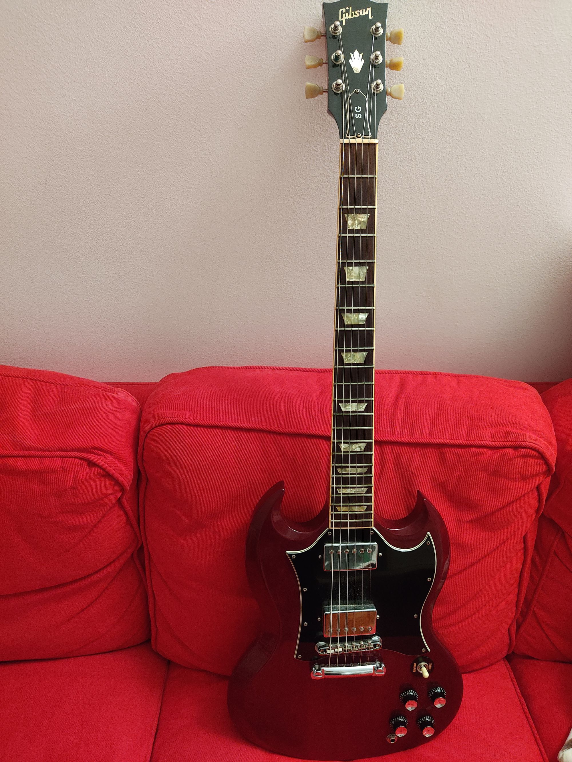 L'incredibile storia della Gibson SG (e cosa ci può insegnare)